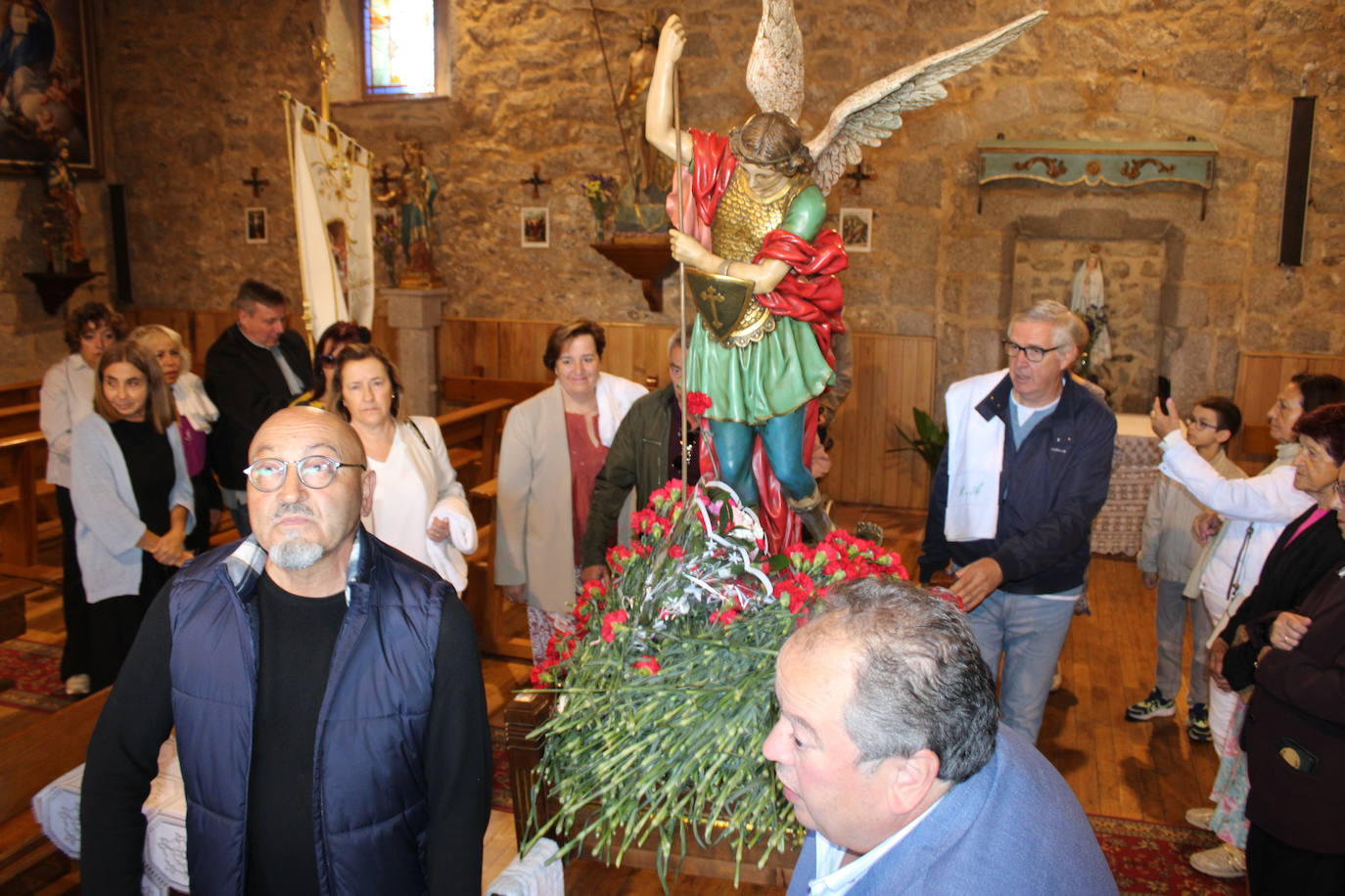 Alegre final de fiesta en San Miguel de Valero