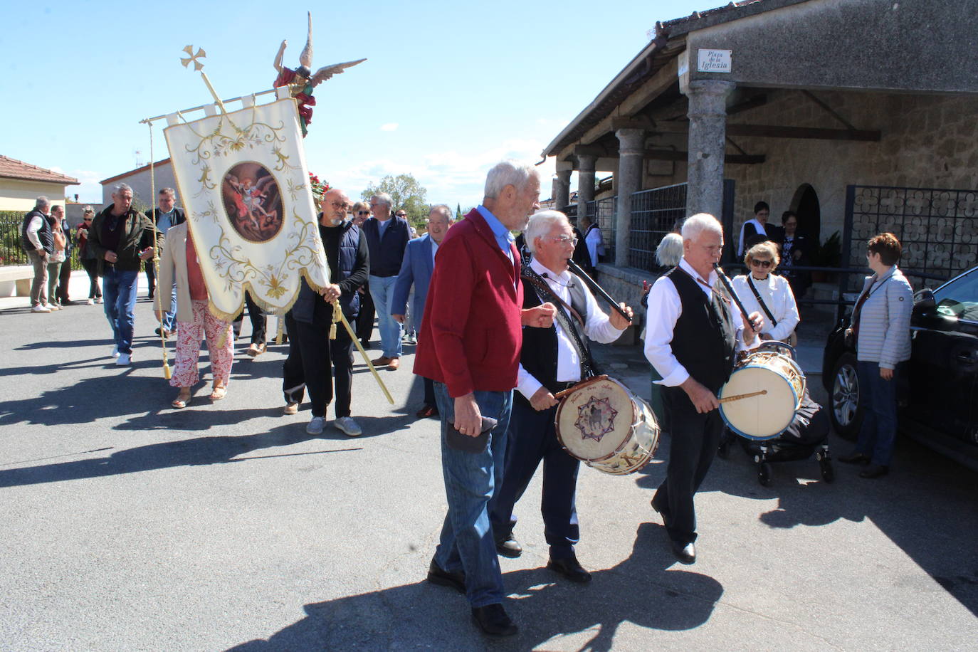 Alegre final de fiesta en San Miguel de Valero