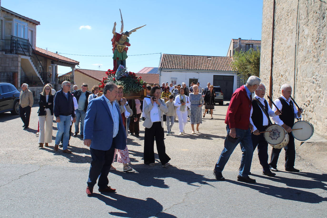 Alegre final de fiesta en San Miguel de Valero