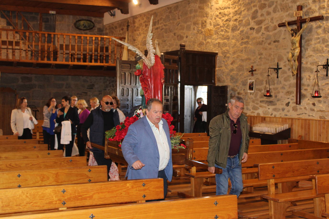 Alegre final de fiesta en San Miguel de Valero