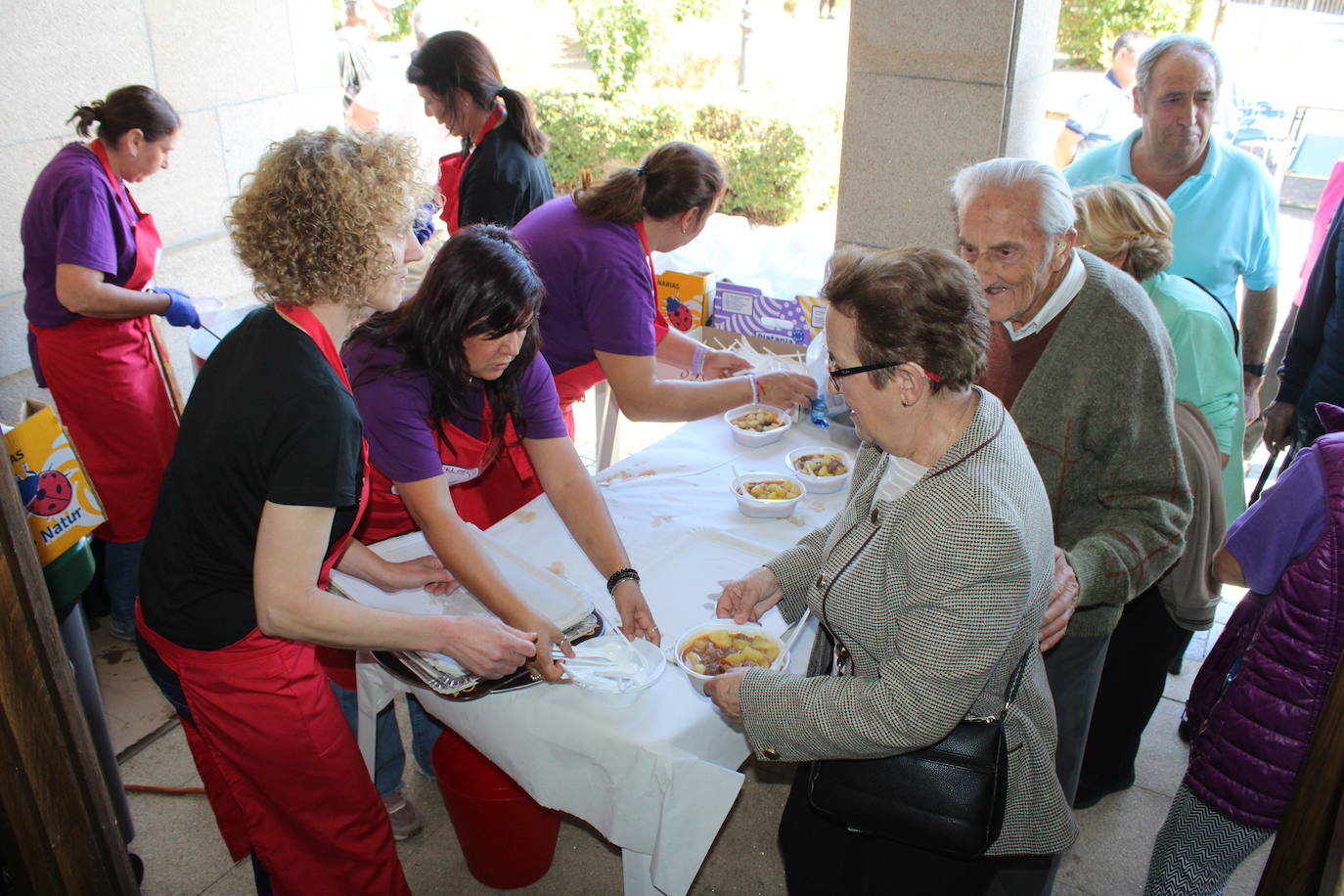Alegre final de fiesta en San Miguel de Valero