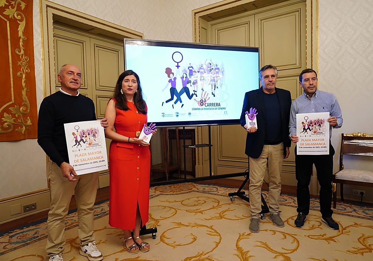 Ramiro Morán, Miryam Rodríguez, Casimiro Blanco y Alberto Pérez, en la presentación.