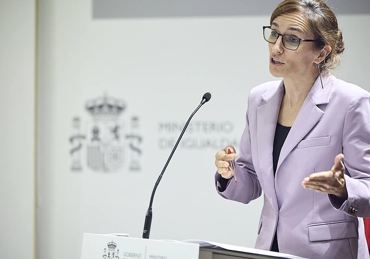 La ministra de Sanidad, Mónica García.
