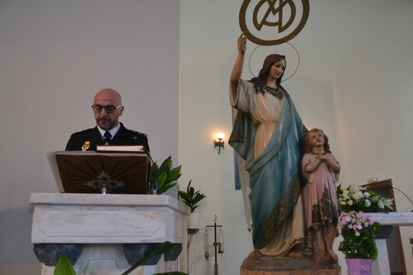 La Policía Nacional de Fuentes de Oñoro celebra a su patrón