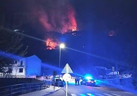 Imagen de las llamas en Béjar este jueves.