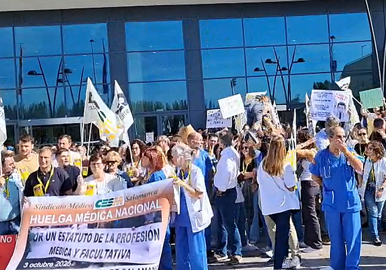 CESM cifra en un 90% el seguimiento de la huelga de médicos en el Hospital