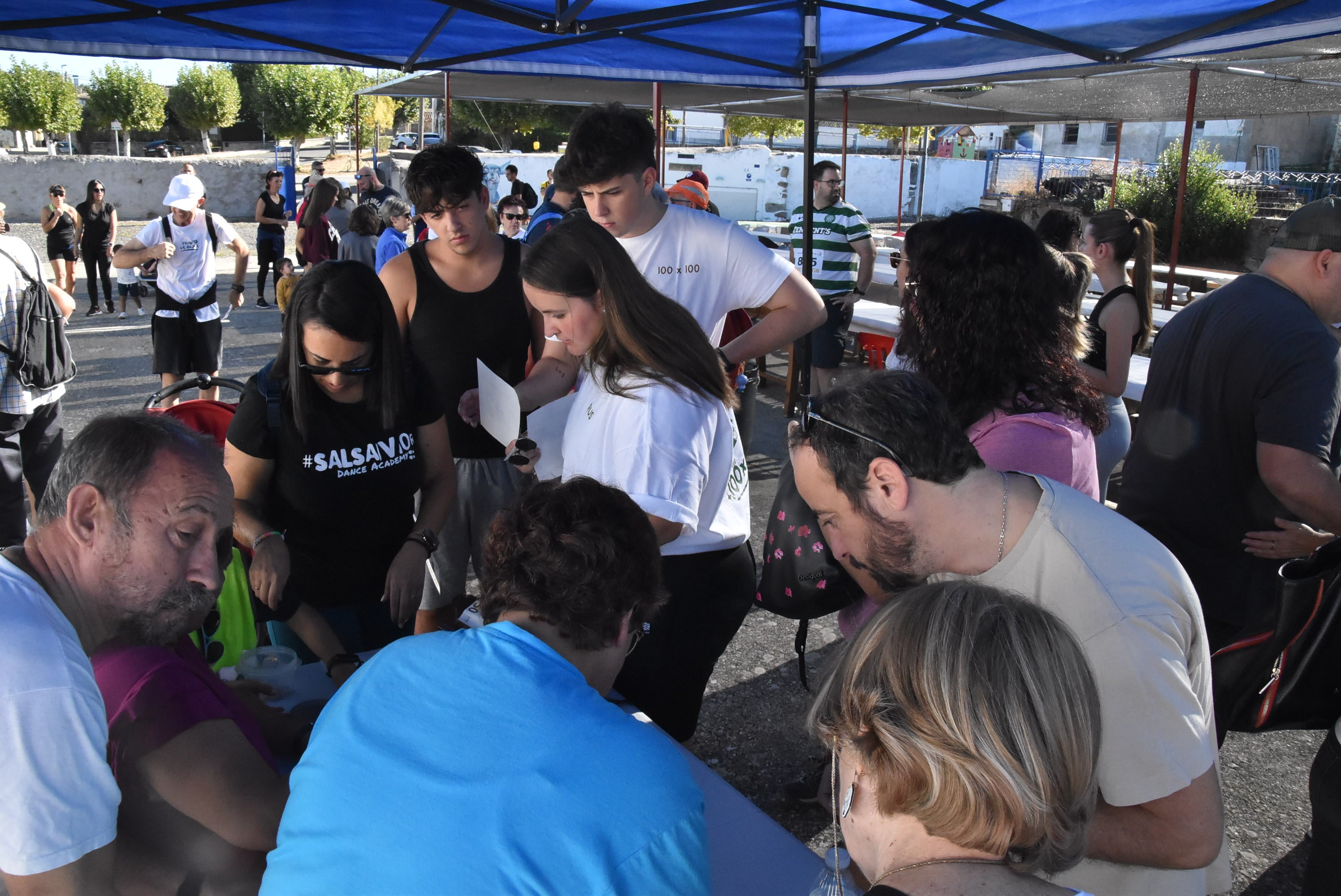 Fuentes de Béjar camina por la esclerosis múltiple