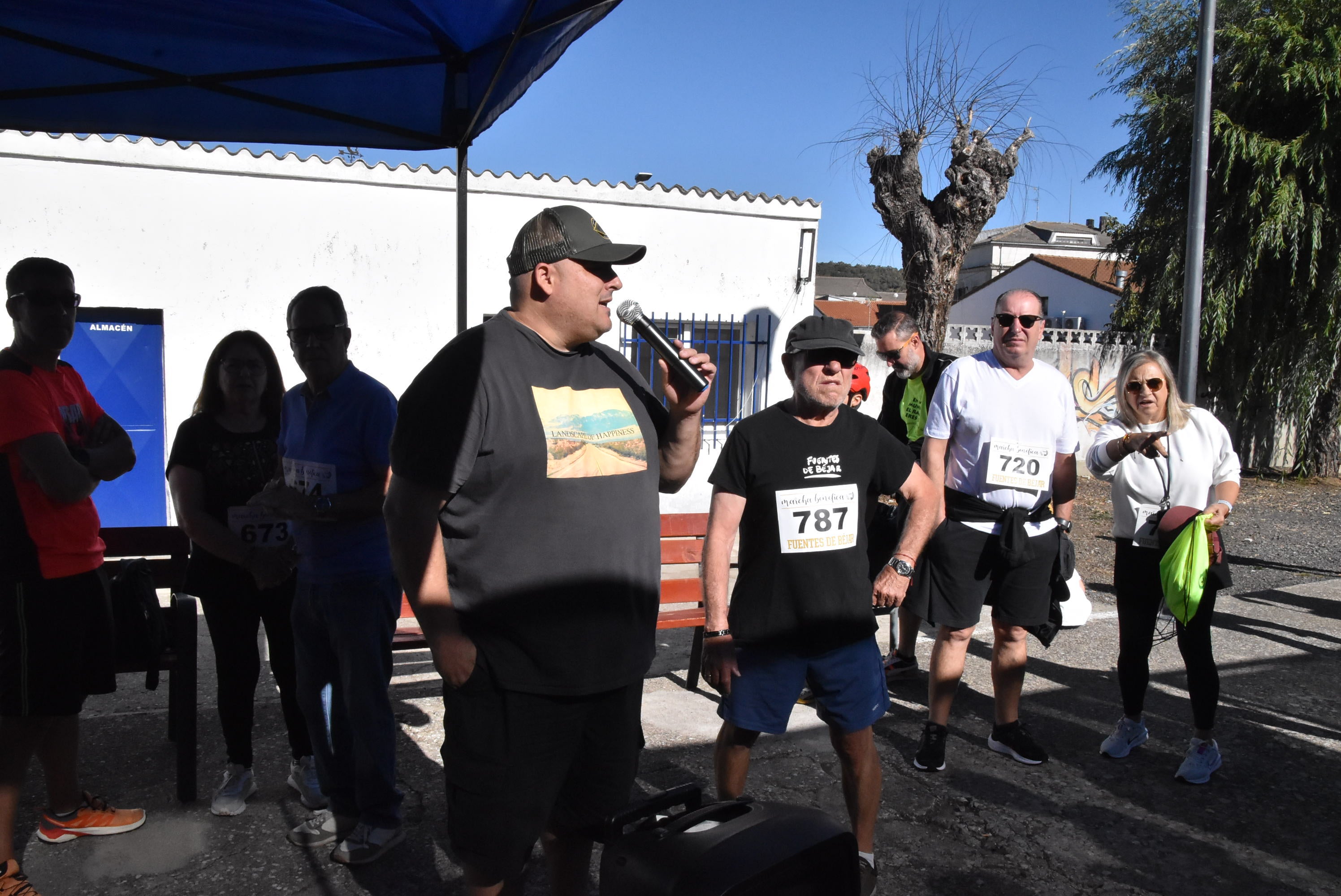 Fuentes de Béjar camina por la esclerosis múltiple