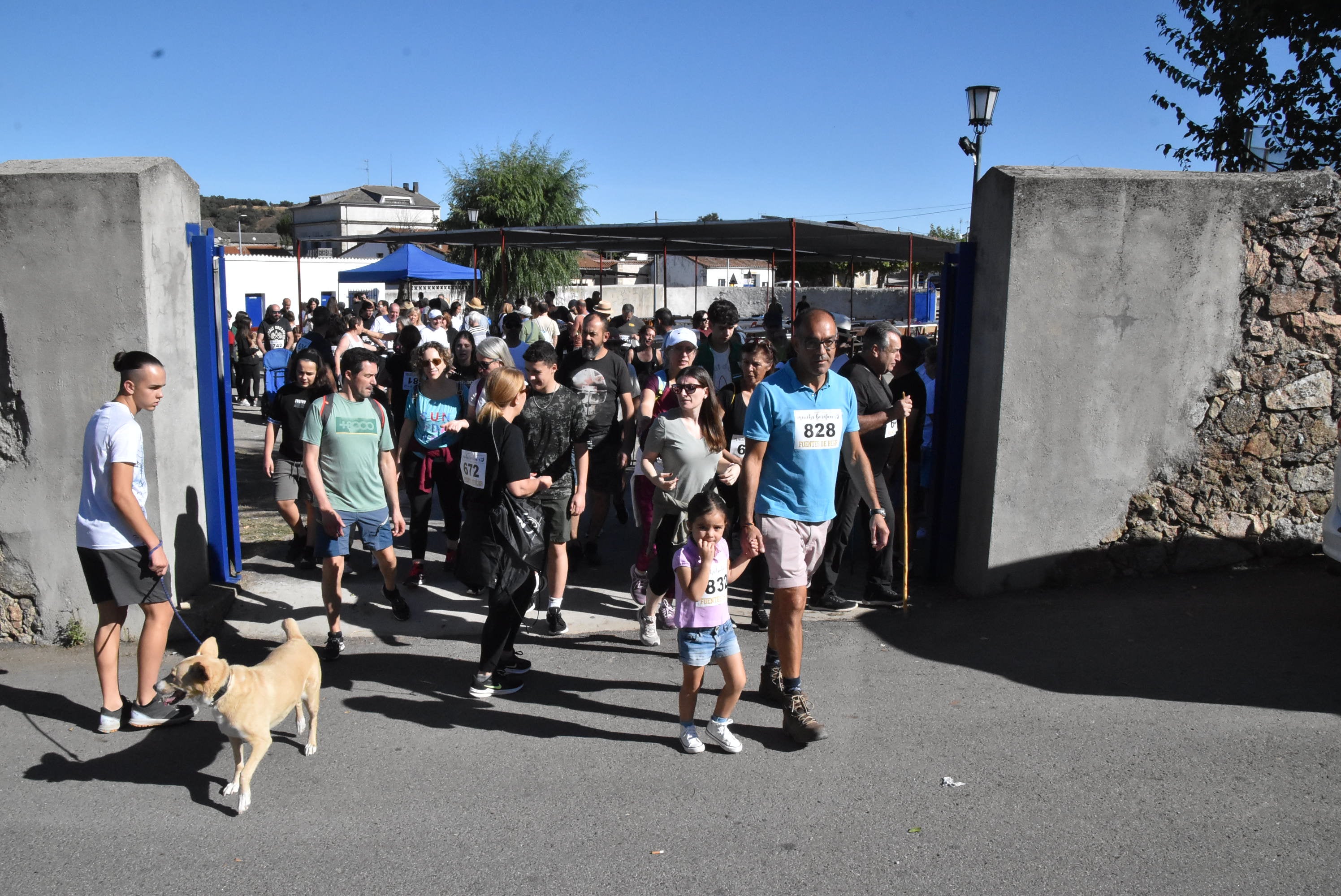 Fuentes de Béjar camina por la esclerosis múltiple