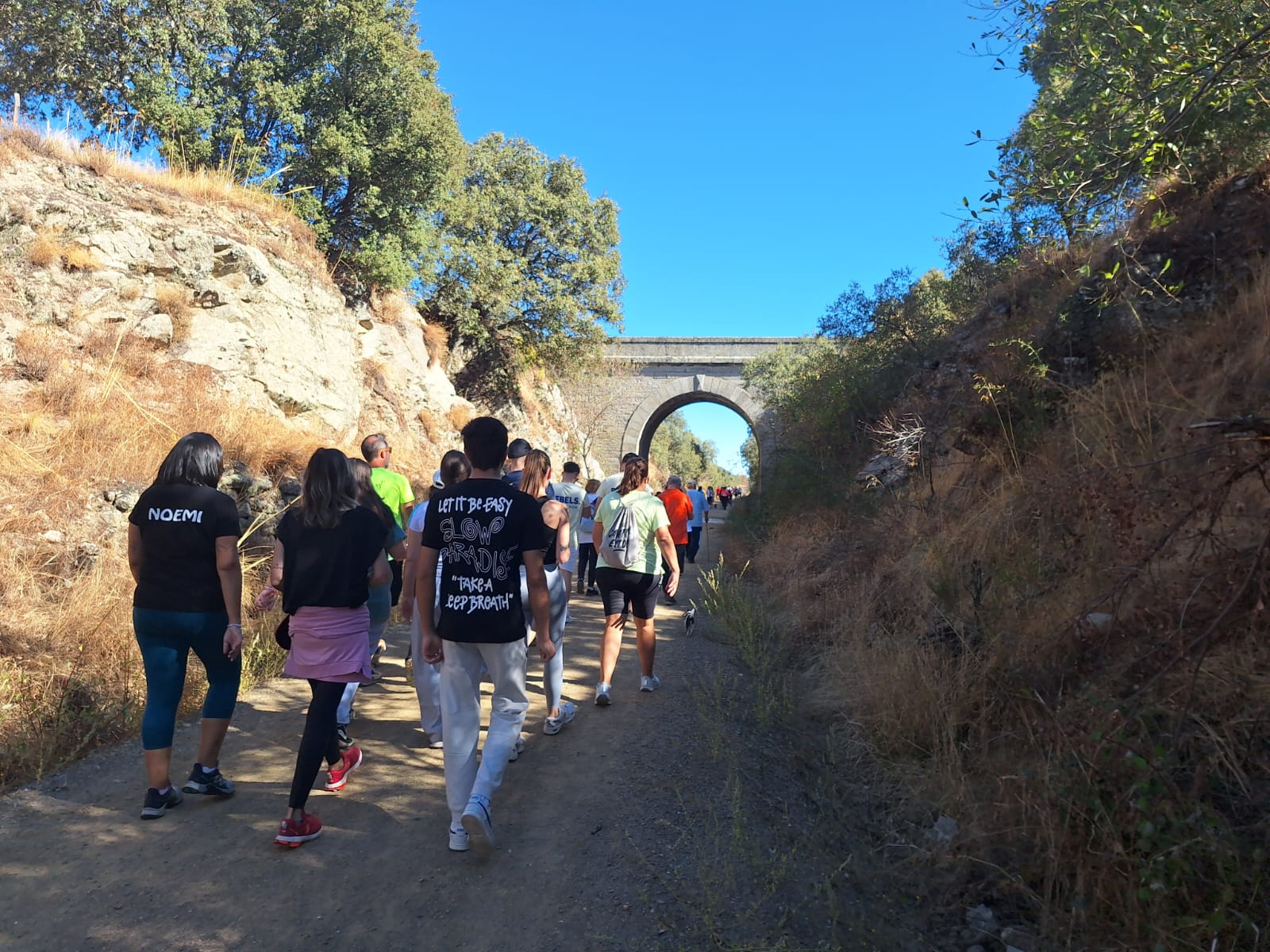 Fuentes de Béjar camina por la esclerosis múltiple