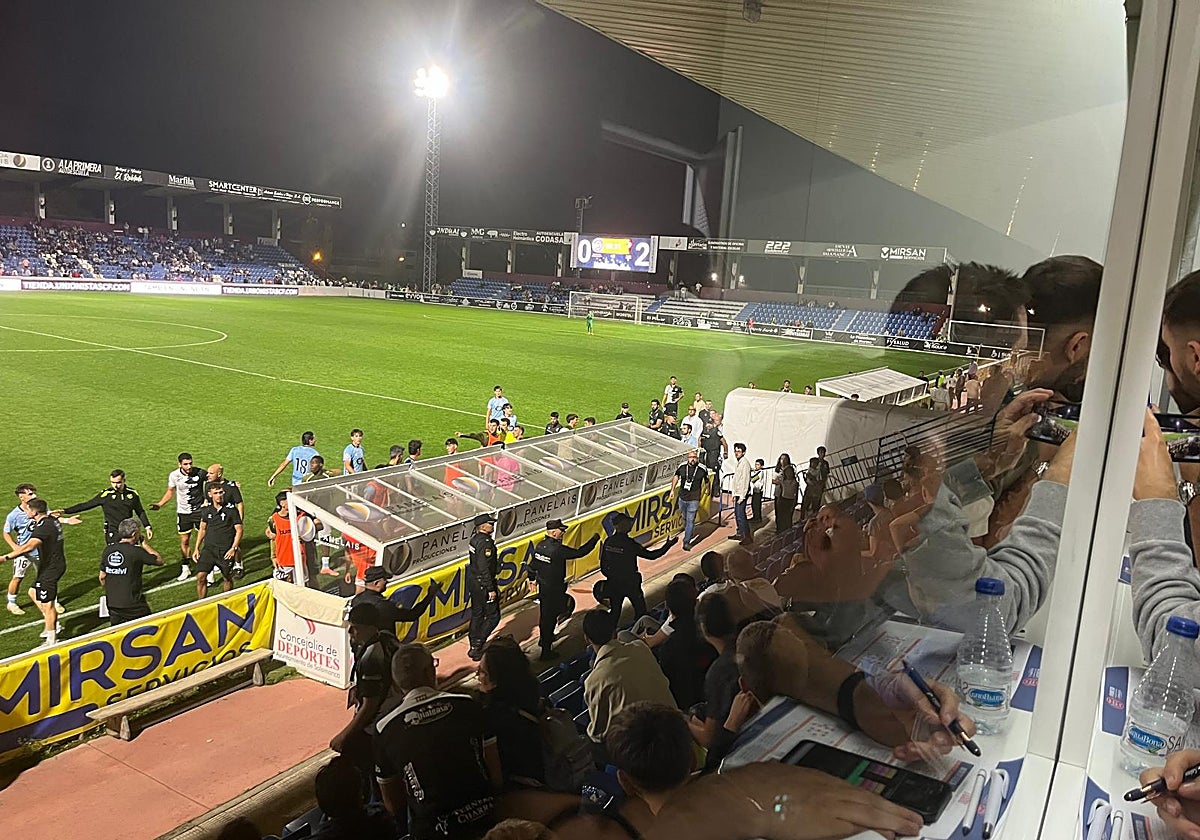 La Policía Nacional, en el estadio.