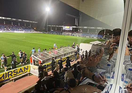 La Policía Nacional, en el estadio.