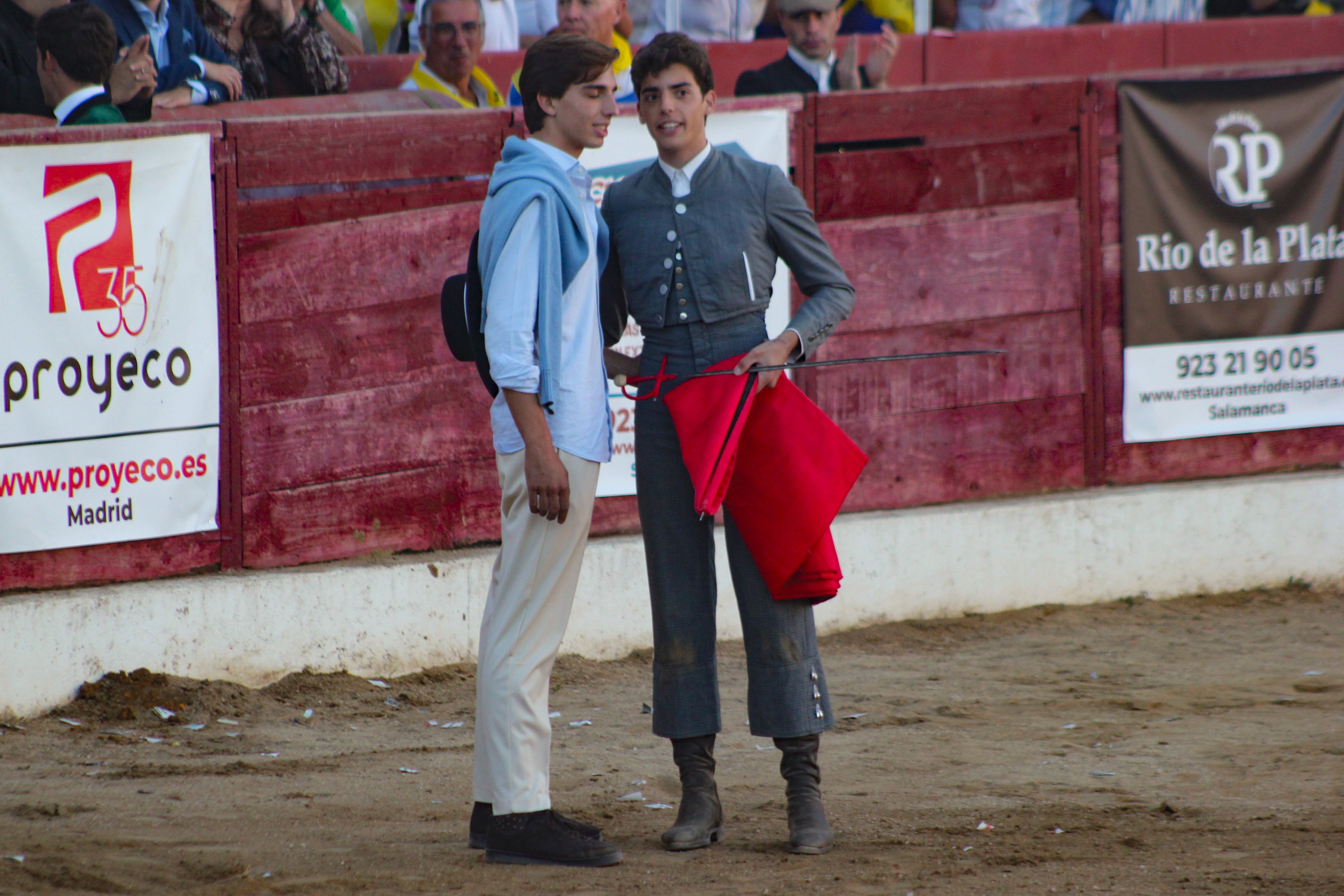 El festival taurino de Aerscyl, en imágenes