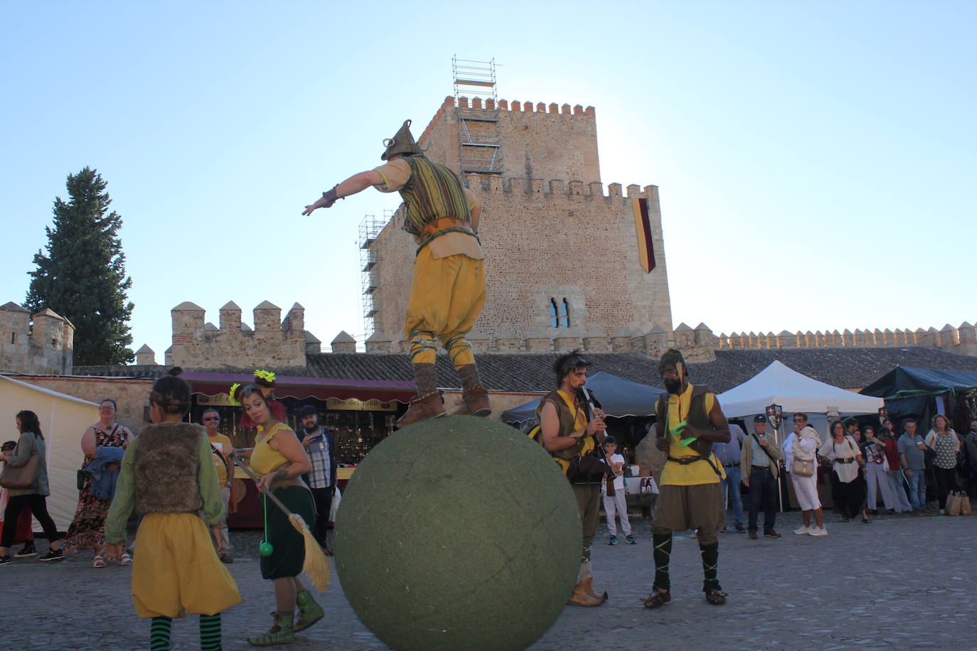 Ciudad Rodrigo despide la VIII Feria Medieval con el poderío de los caballeros
