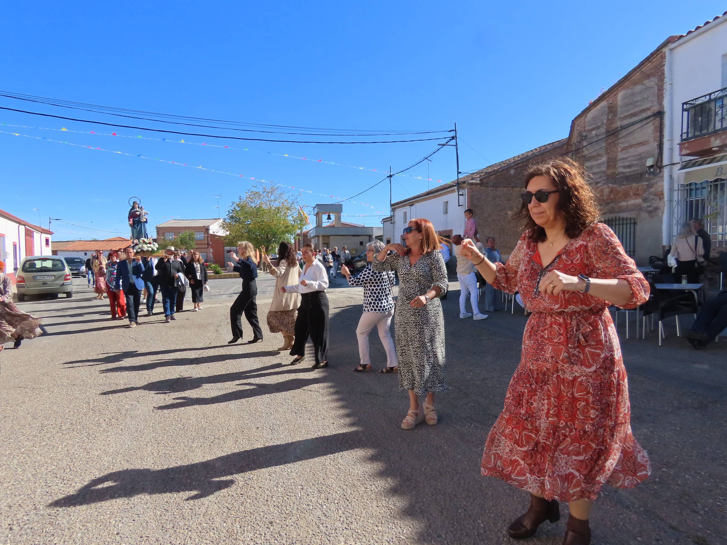 Derroche de adrenalina y alegría en las calles de Poveda de las Cintas