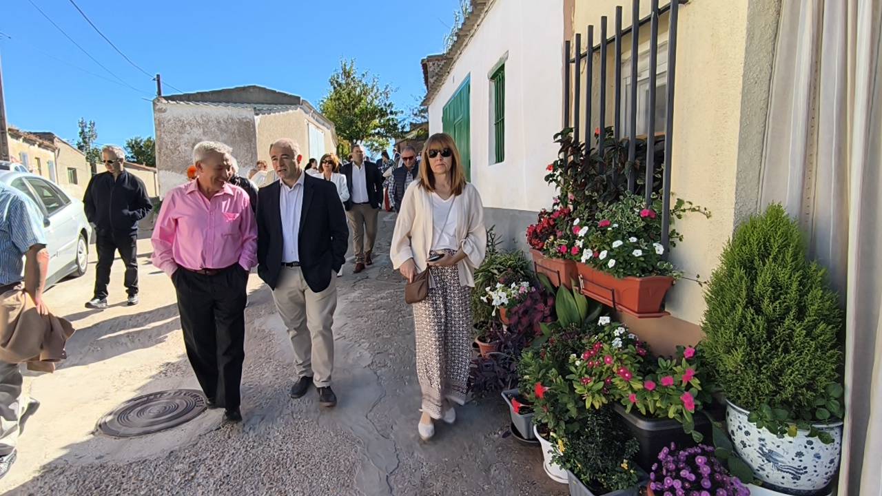 Derroche de adrenalina y alegría en las calles de Poveda de las Cintas