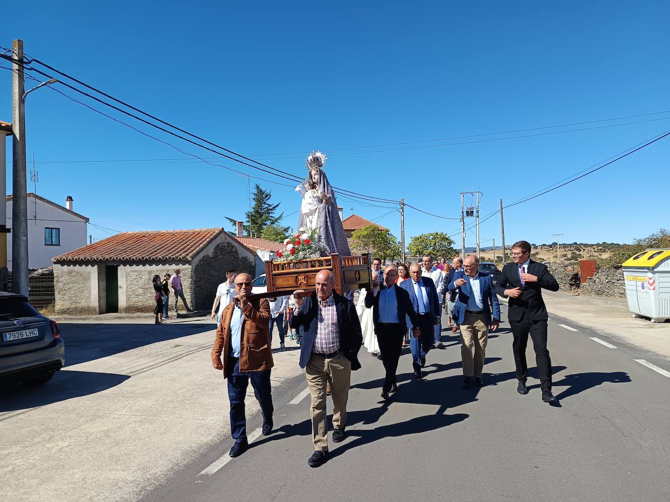 Pizarral honra a la Virgen del Rosario