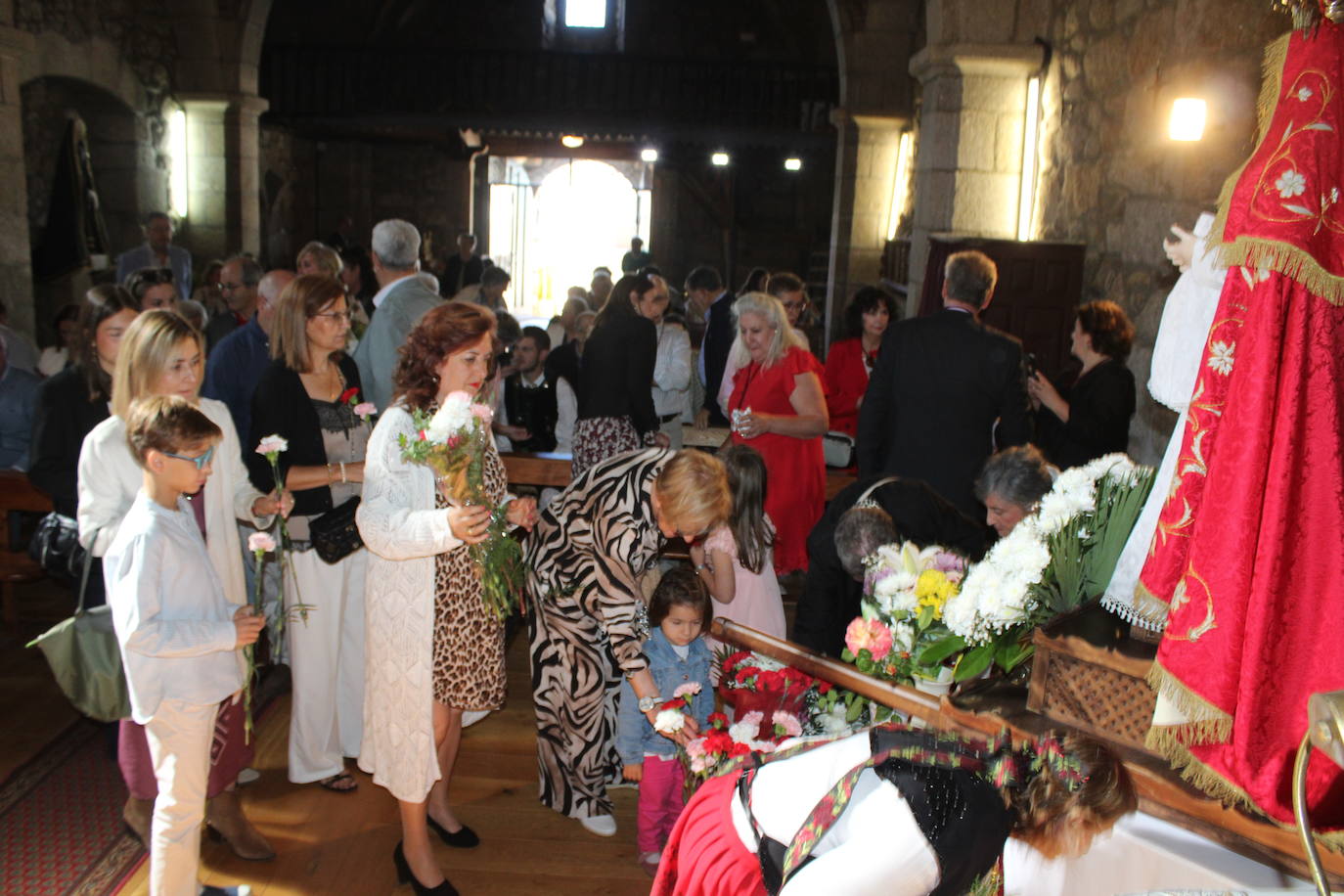 Cantagallo rinde honores a la Virgen del Rosario