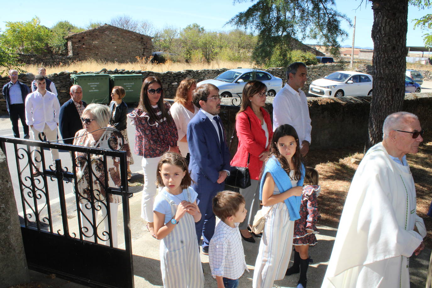 Pizarral honra a la Virgen del Rosario