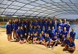Integrantes del Club Acuático Salamanca en el inicio de la nueva temporada.