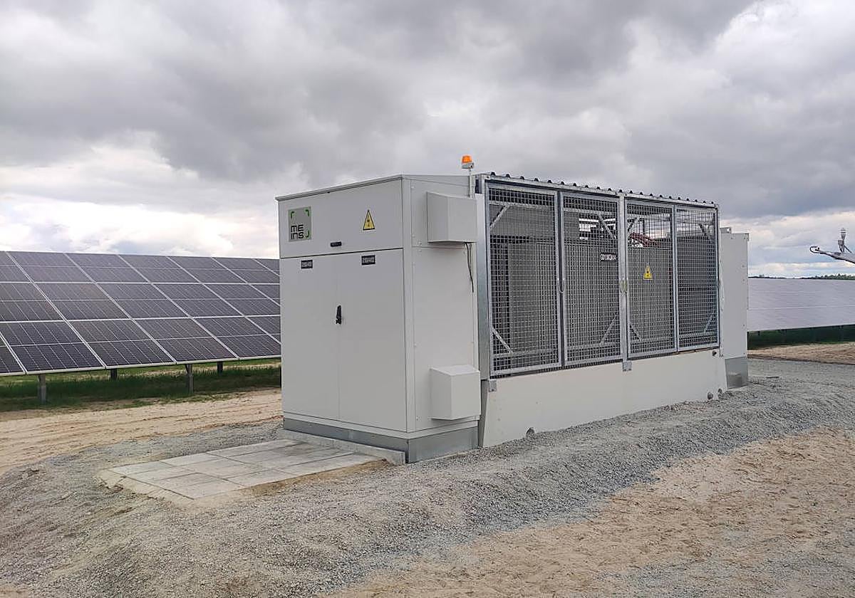 Solución SPS (Solar Power Sation) Full Outdoor.