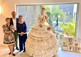 Sandra Palos, el regidor David Mingo y Pilar Duque en la presentación de la obra.