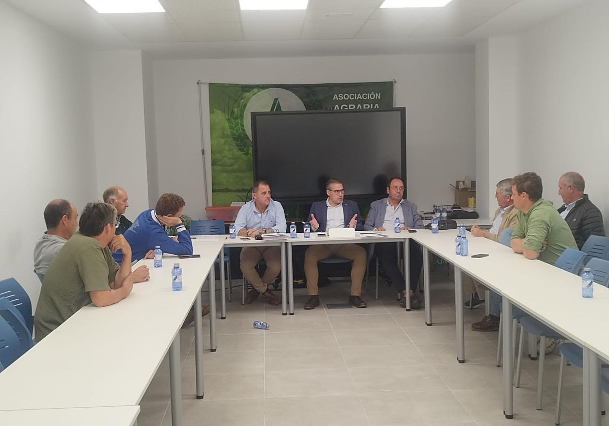 Reunión de la sectorial provincial de patata de ASAJA Salamanca.