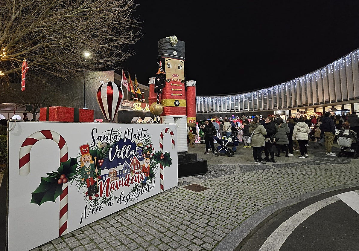 Entrada de 'Santa Marta Villa Navideña' en la Plaza España.