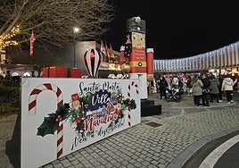 Entrada de 'Santa Marta Villa Navideña' en la Plaza España.