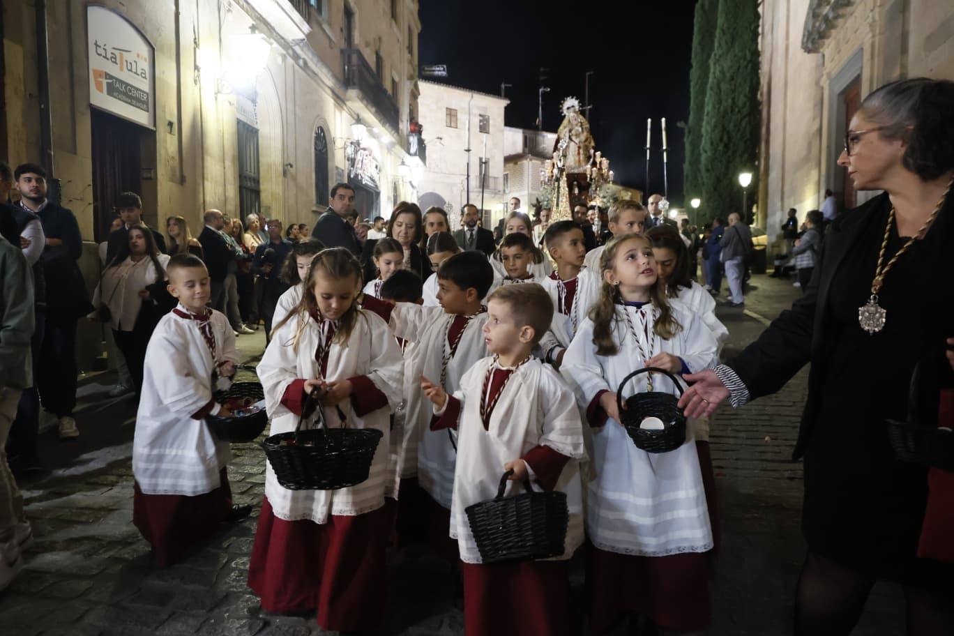 La procesión de la Virgen del Rosario en imágenes