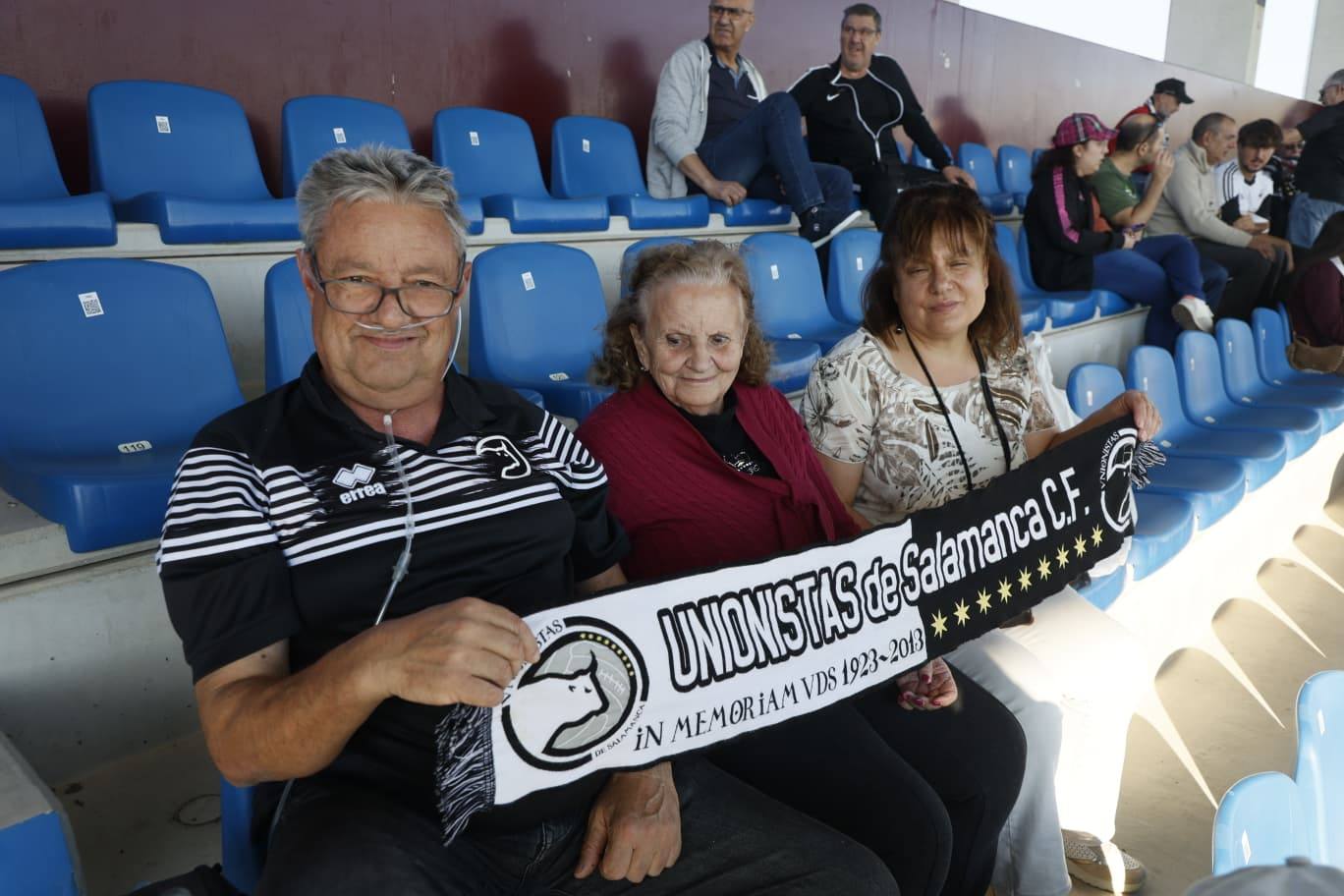 ¡Búscate en la grada del Reina Sofía en el partido entre Unionistas y la AD Mérida!