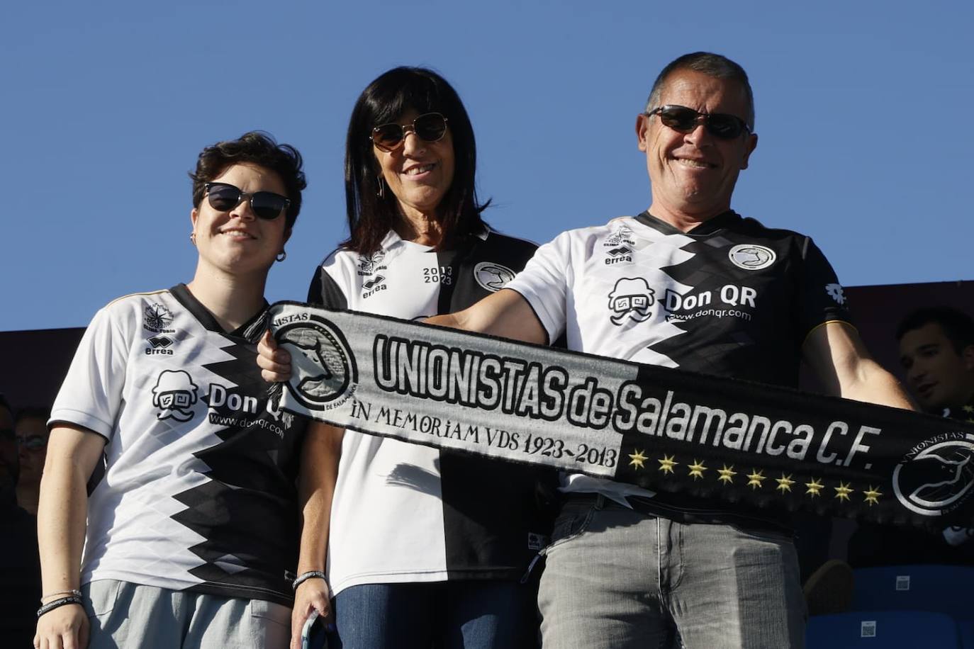 ¡Búscate en la grada del Reina Sofía en el partido entre Unionistas y la AD Mérida!