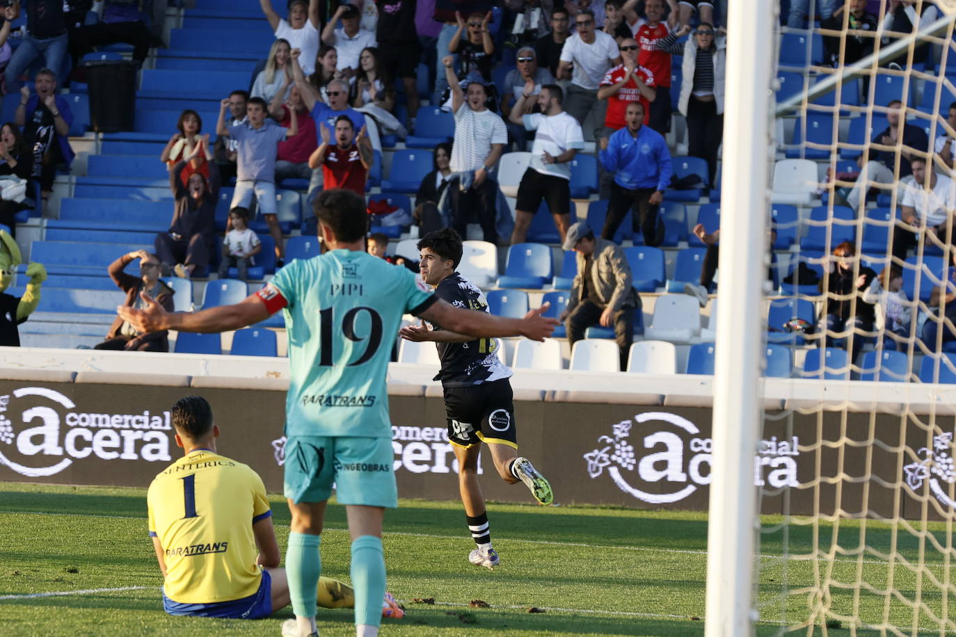 Las mejores imágenes del triunfo de Unionistas ante la AD Mérida