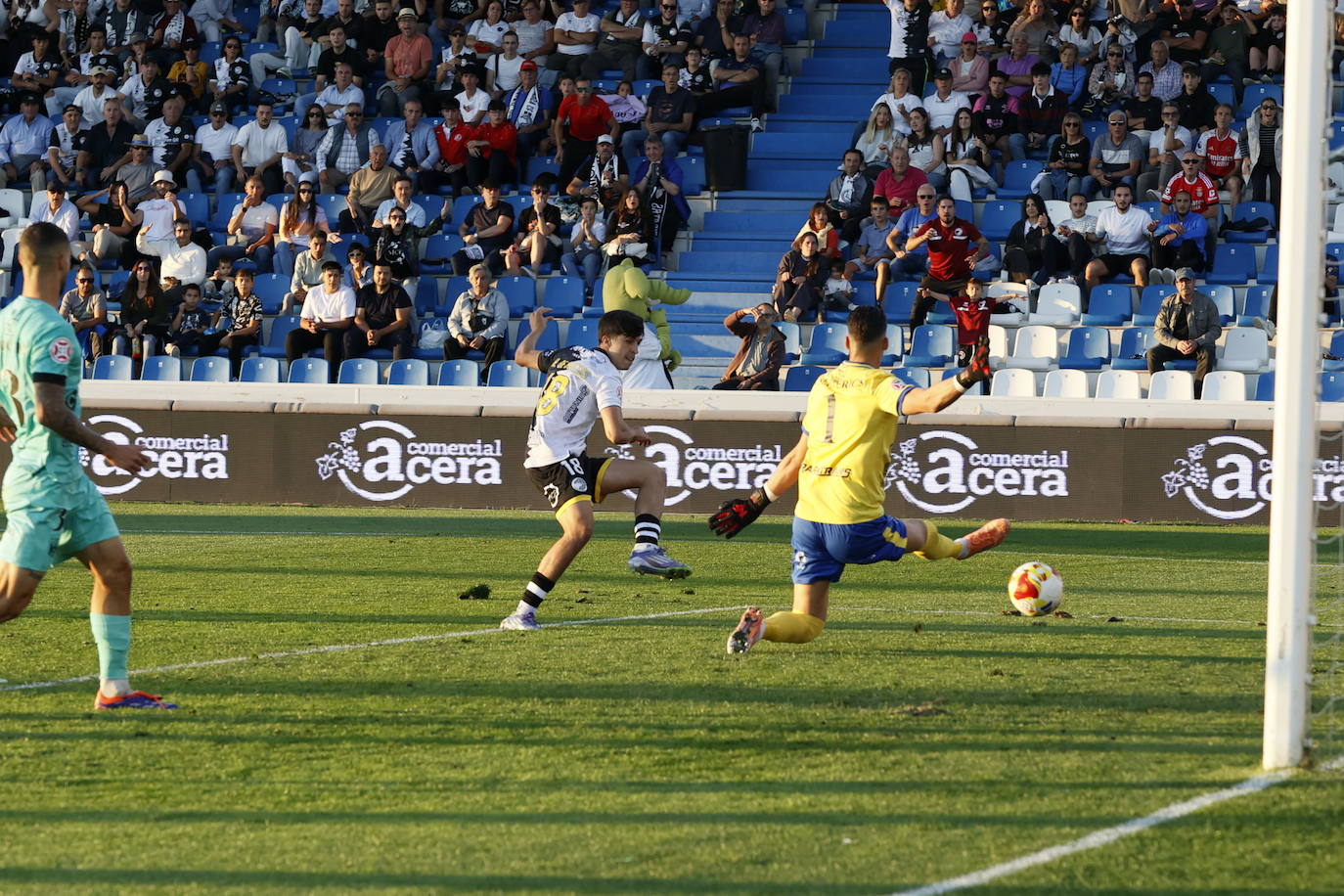 Las mejores imágenes del triunfo de Unionistas ante la AD Mérida