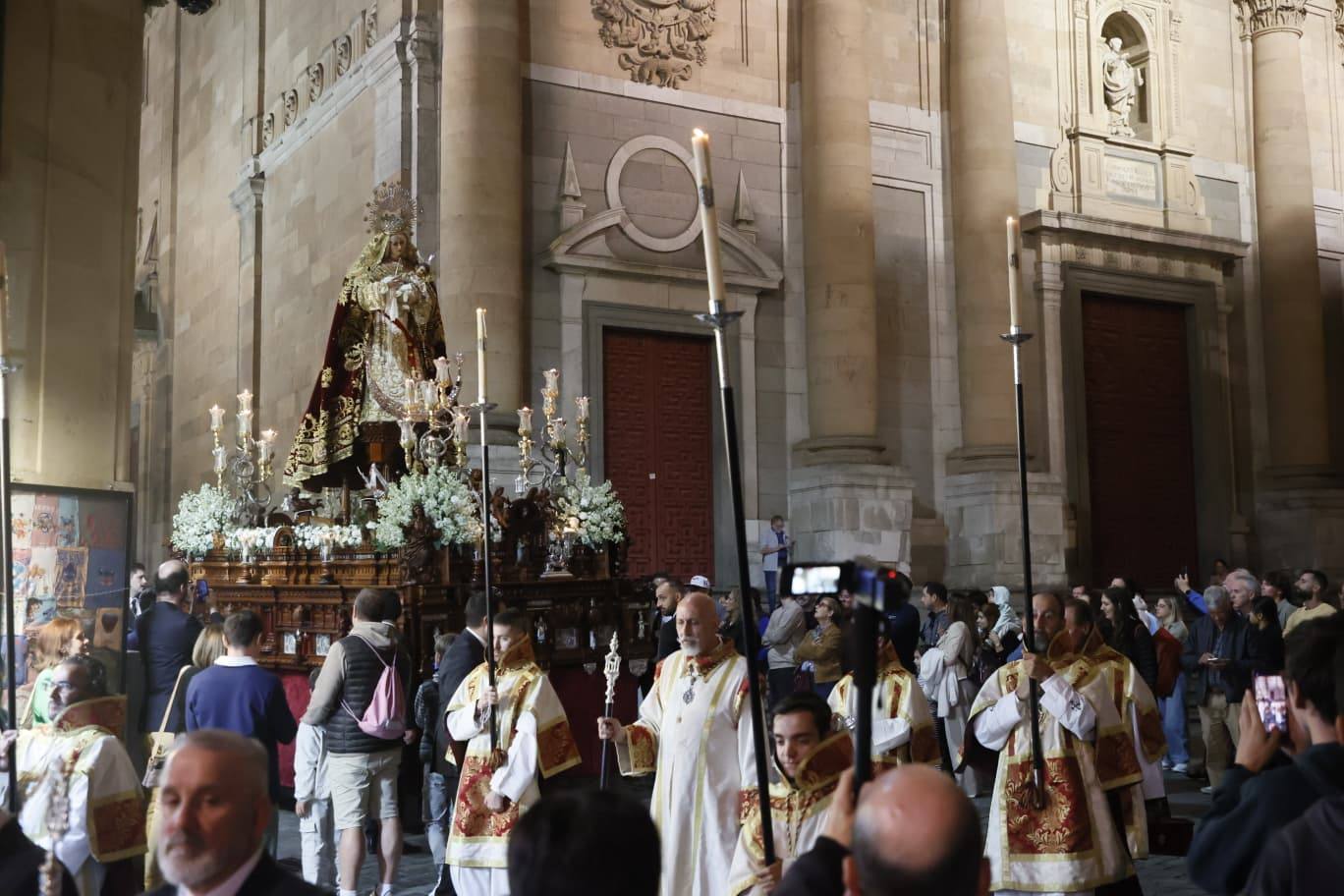 La procesión de la Virgen del Rosario en imágenes
