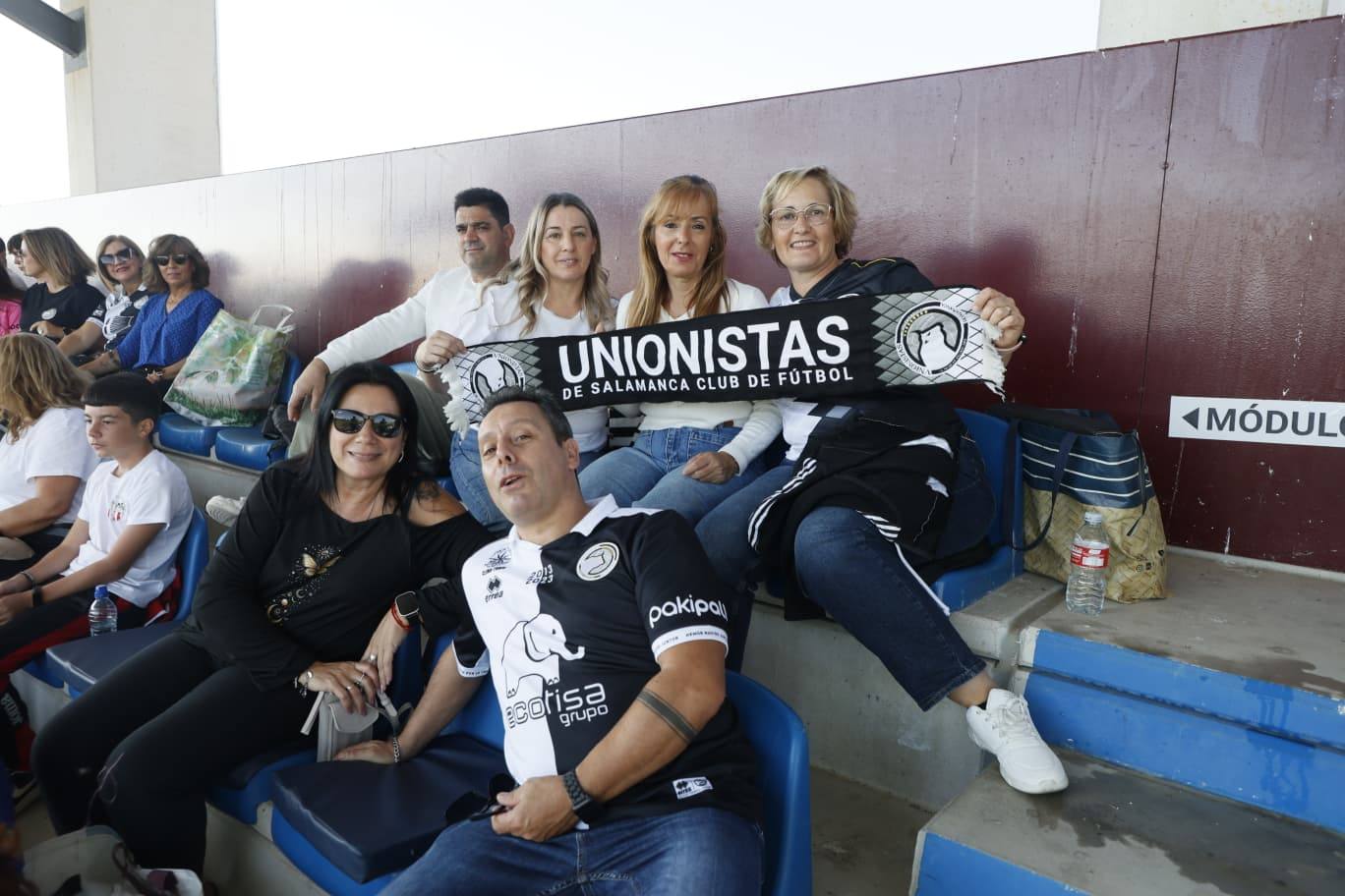 ¡Búscate en la grada del Reina Sofía en el partido entre Unionistas y la AD Mérida!
