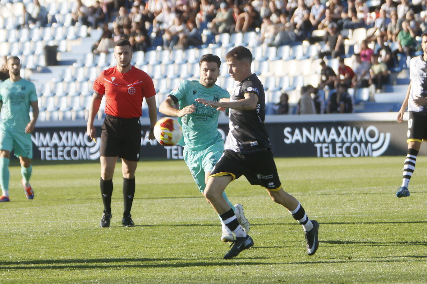 Las mejores imágenes del triunfo de Unionistas ante la AD Mérida