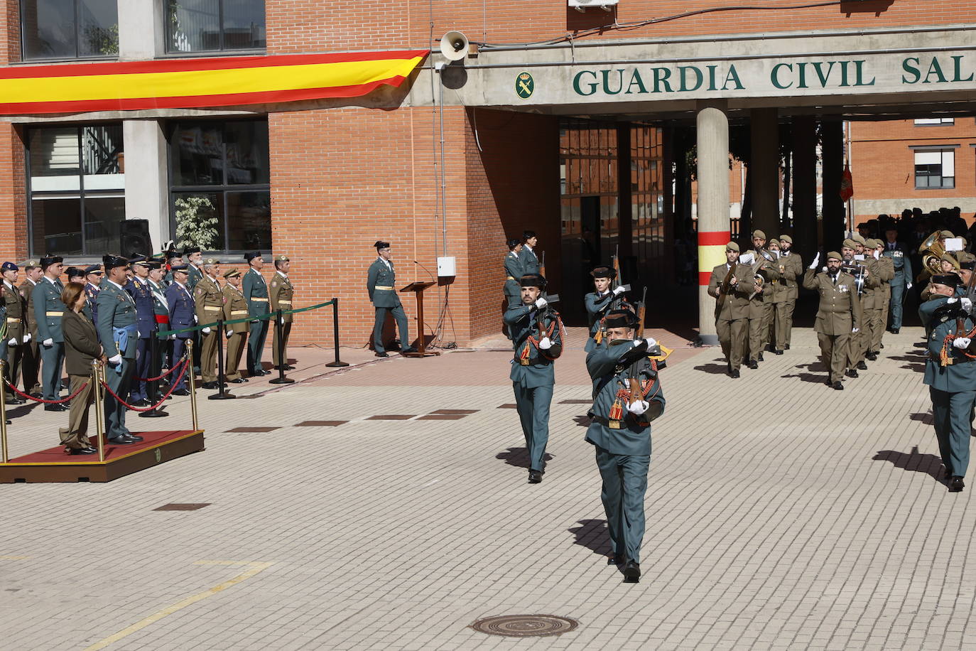 La celebración de la Guardia Civil por el Día del Pilar, en imágenes