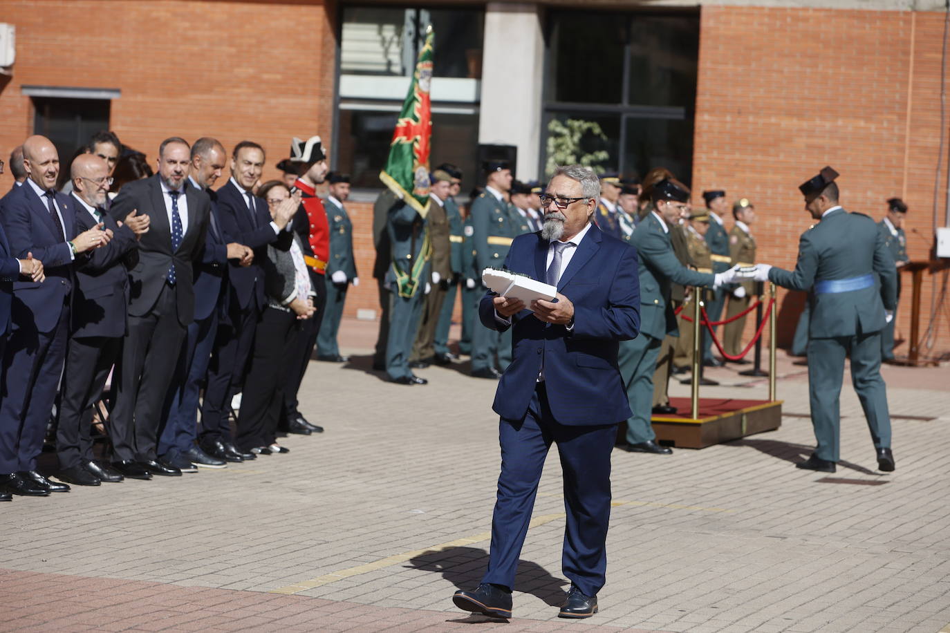 La celebración de la Guardia Civil por el Día del Pilar, en imágenes
