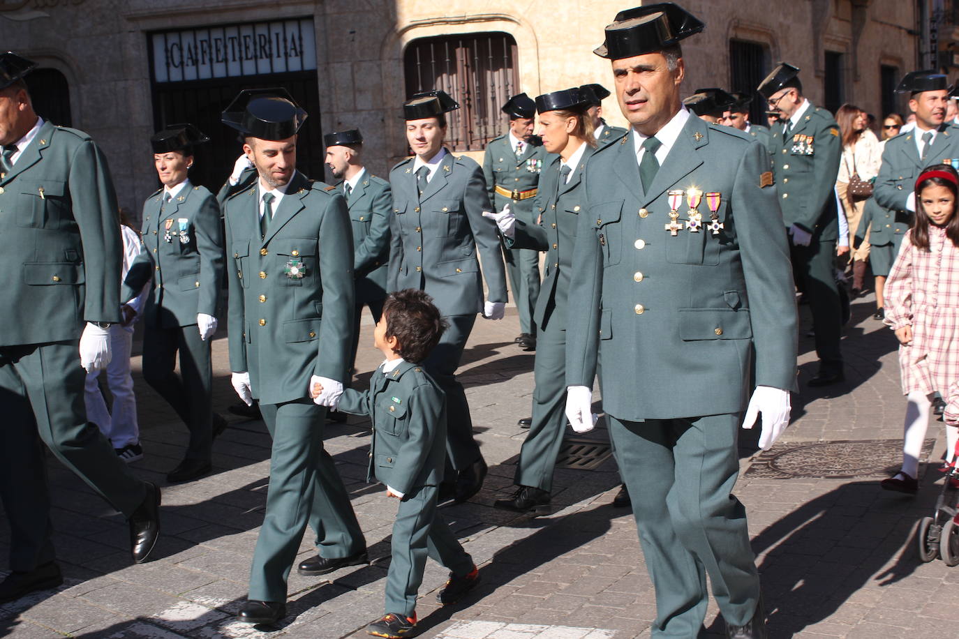 Solemnidad y fidelidad a la bandera, en los actos de la Guardia Civil de Ciudad Rodrigo