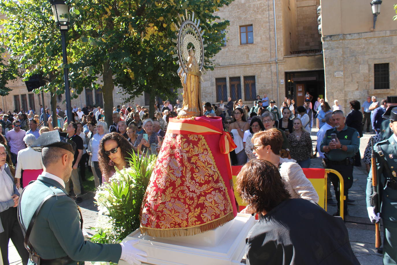 Solemnidad y fidelidad a la bandera, en los actos de la Guardia Civil de Ciudad Rodrigo