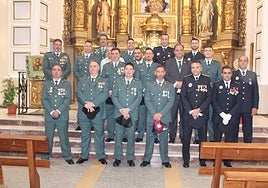 El alcalde de Guijuelo y la policía local arroparon a los agentes de la Guardia Civil de Guijuelo