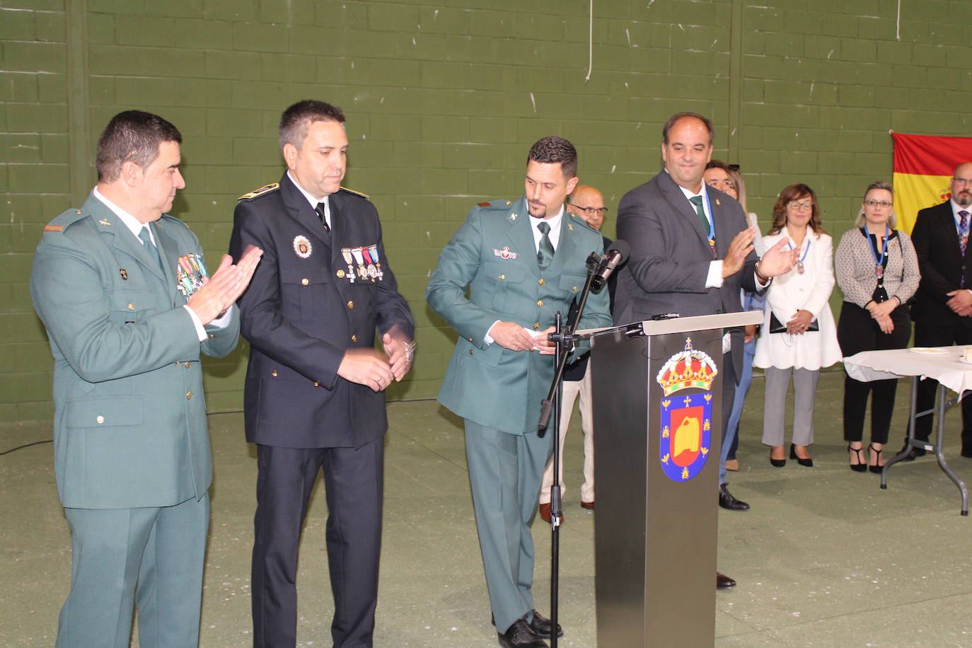 Guijuelo arropa a su Guardia Civil