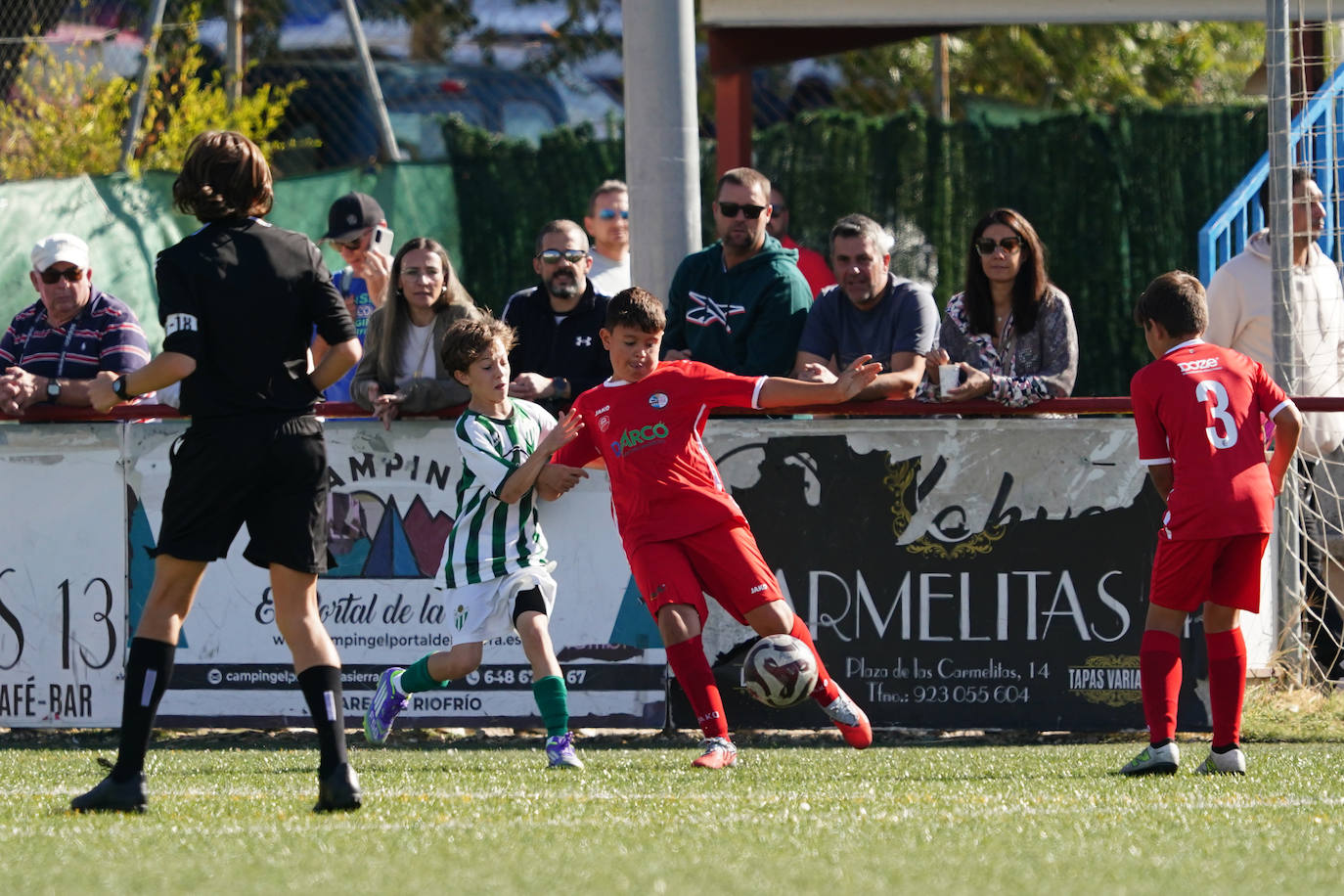 La jornada del fútbol base salmantino, en imágenes