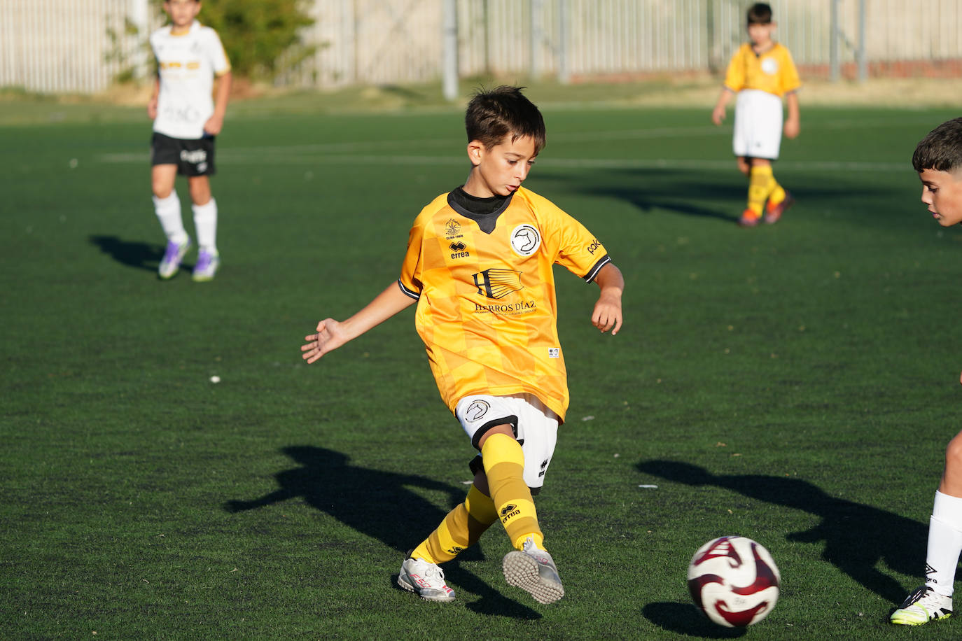 La jornada del fútbol base salmantino, en imágenes