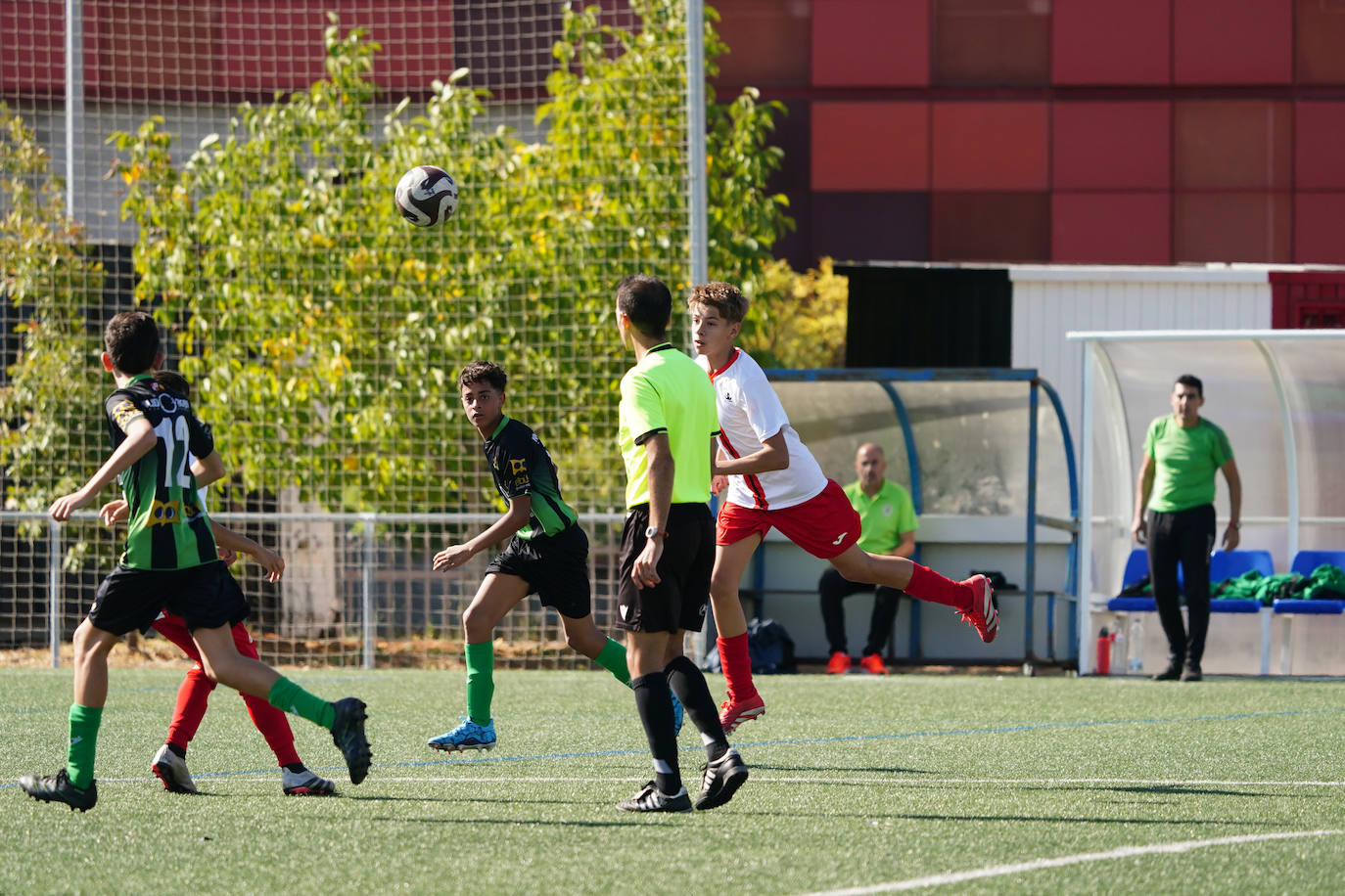 La jornada del fútbol base salmantino, en imágenes