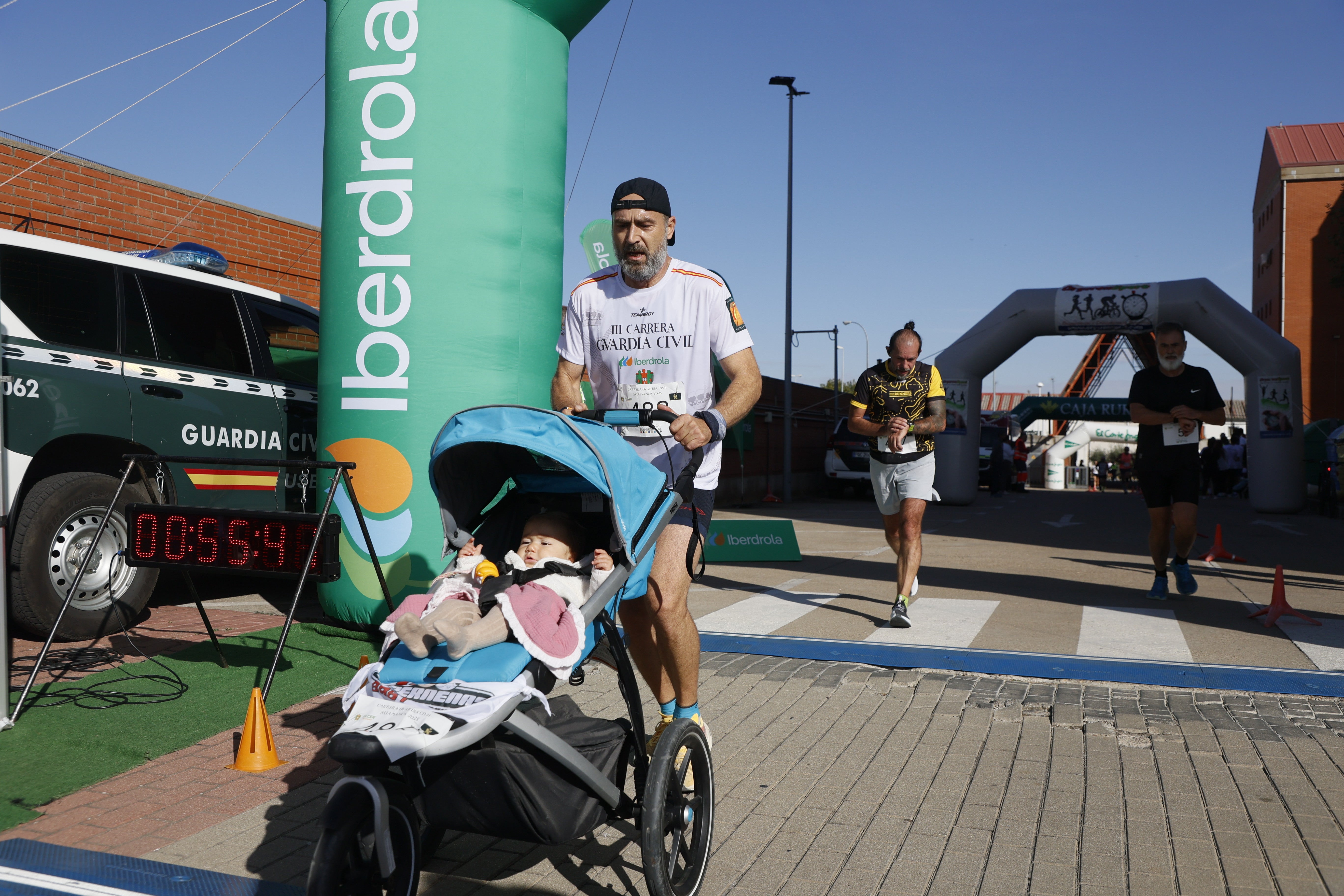 La Guardia Civil impulsa una marea solidaria