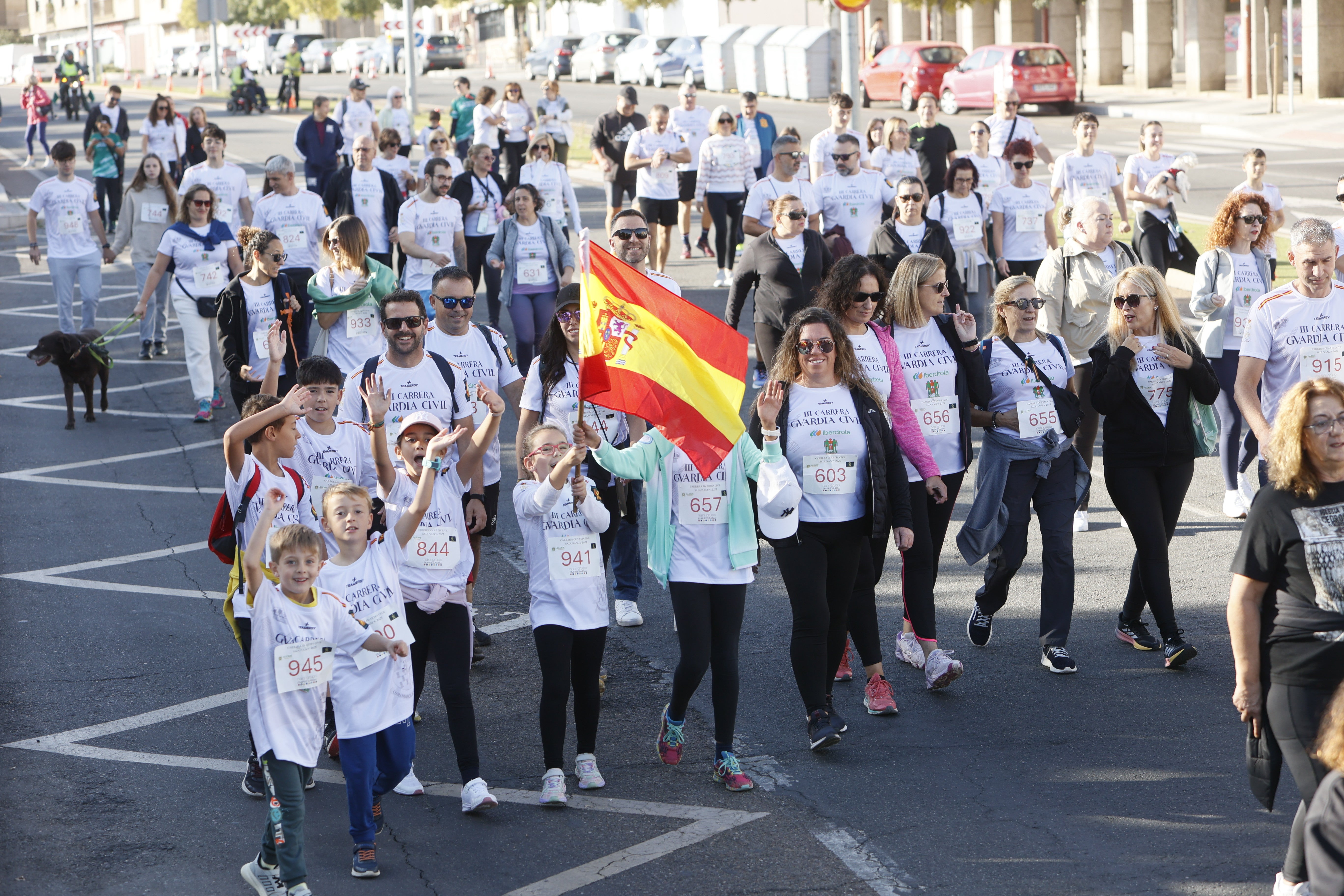 La Guardia Civil impulsa una marea solidaria