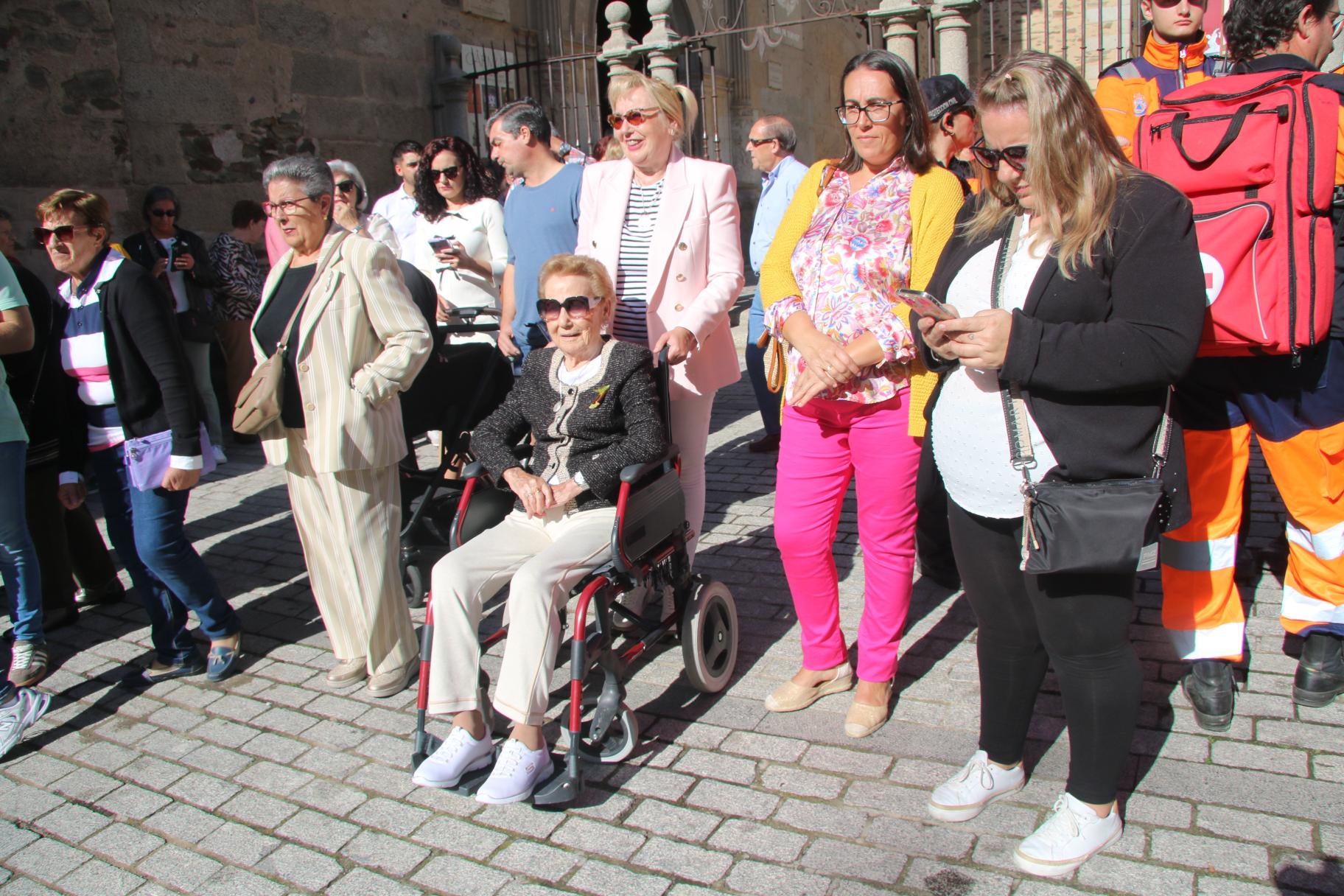 Alba estalla en fiestas en honor a la Santa Andariega