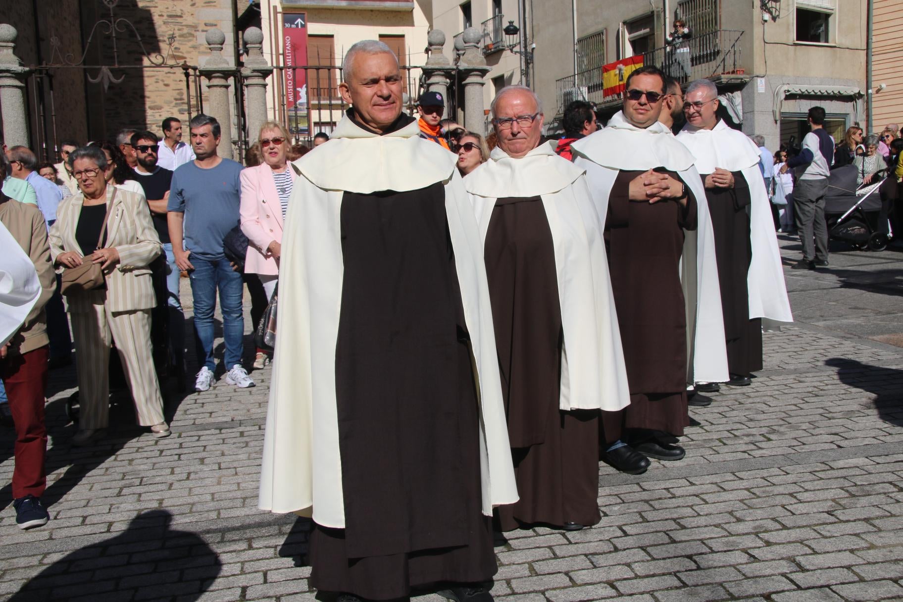 Alba estalla en fiestas en honor a la Santa Andariega
